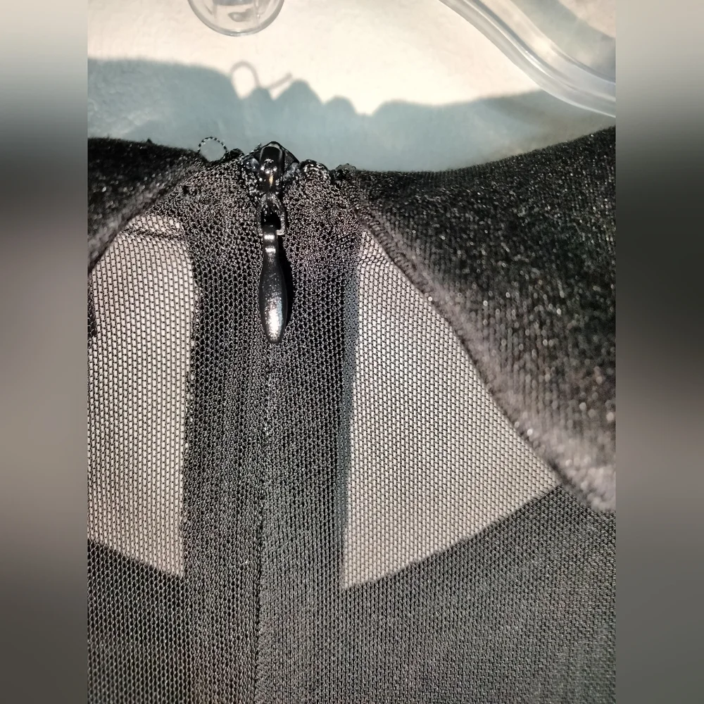 Dolls Kill x Emily (Size 2X) Black Cat Face Sheer Thumbhole Cuff LS Mini Dress - Picture 9 of 16